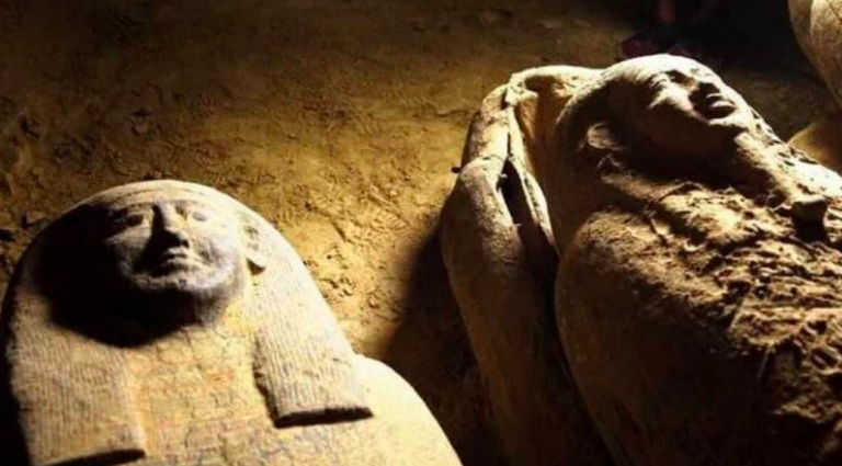 Encuentran intactos 13 ataúdes egipcios con 2500 años de antigüedad