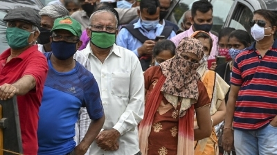 India rompe récord mundial de contagios diarios de coronavirus