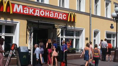 McDonald’s anuncia su retiro definitivo de Rusia