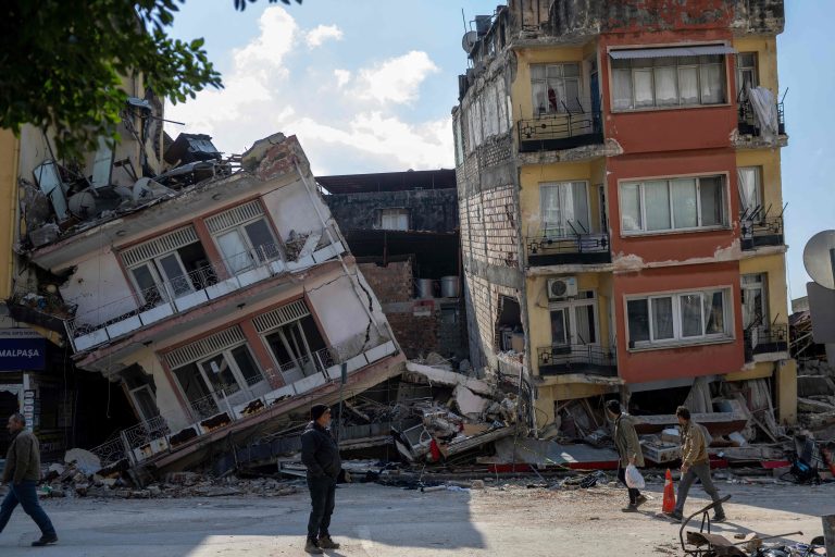 Turquía y Siria tardarían varios años en reconstruirse tras el terremoto